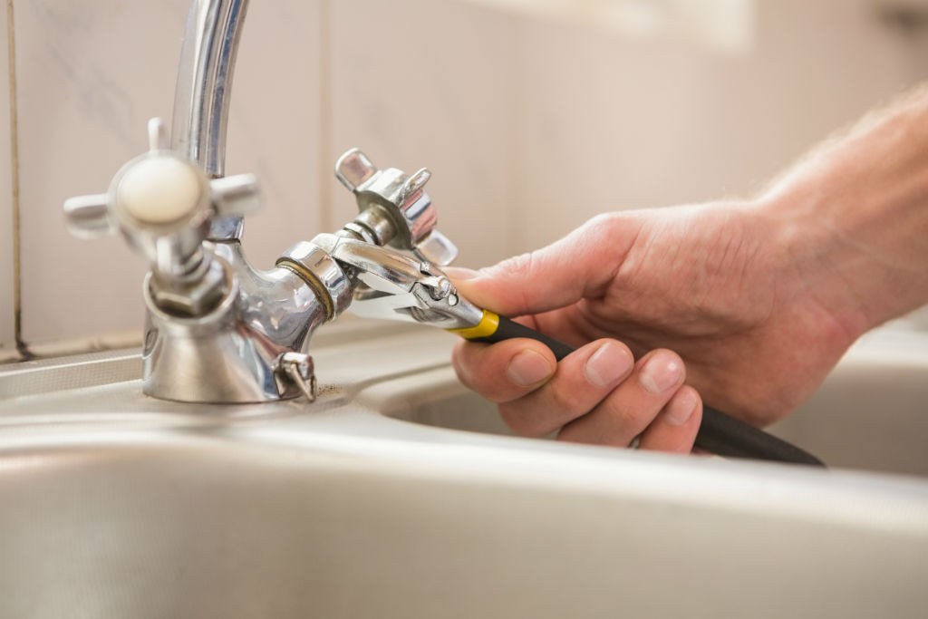 faucet repair and replacement